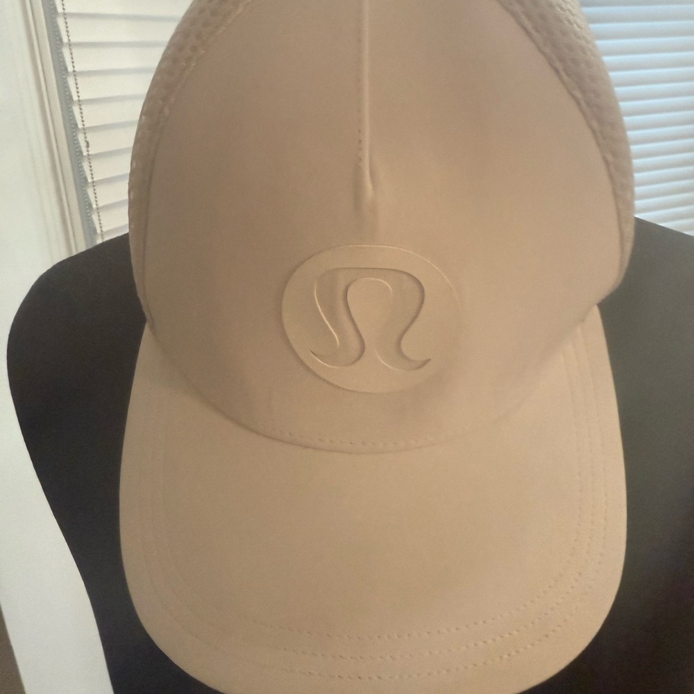 Lululemon Athletica Beige Cap